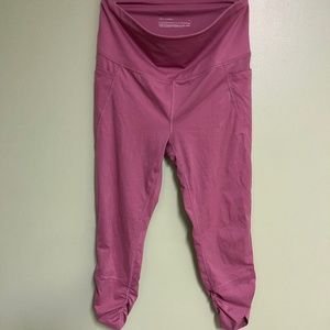 All in Motion Snitched Capri Leggings